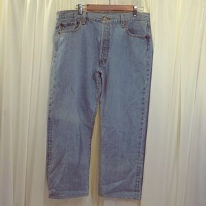 Levi's 501 light wash button fly jeans 38 x 29